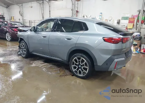 2025 BMW X2 xDrive28I z USA, uszkodzony, nr VIN WBX63GM09S5190751
